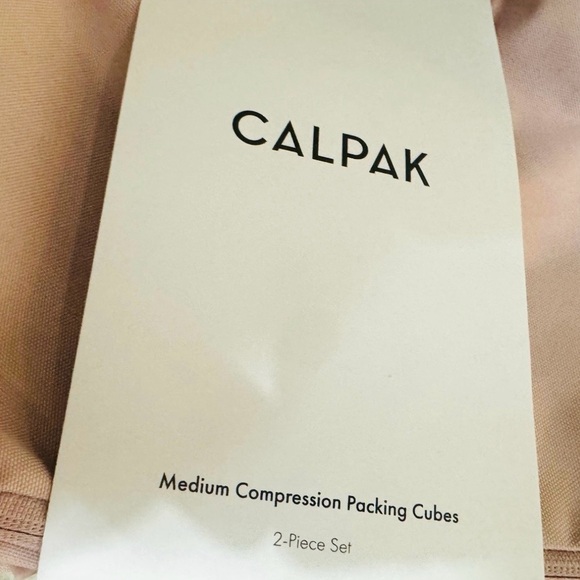 CalPak Compression Packing Cubes - Picture 8 of 11